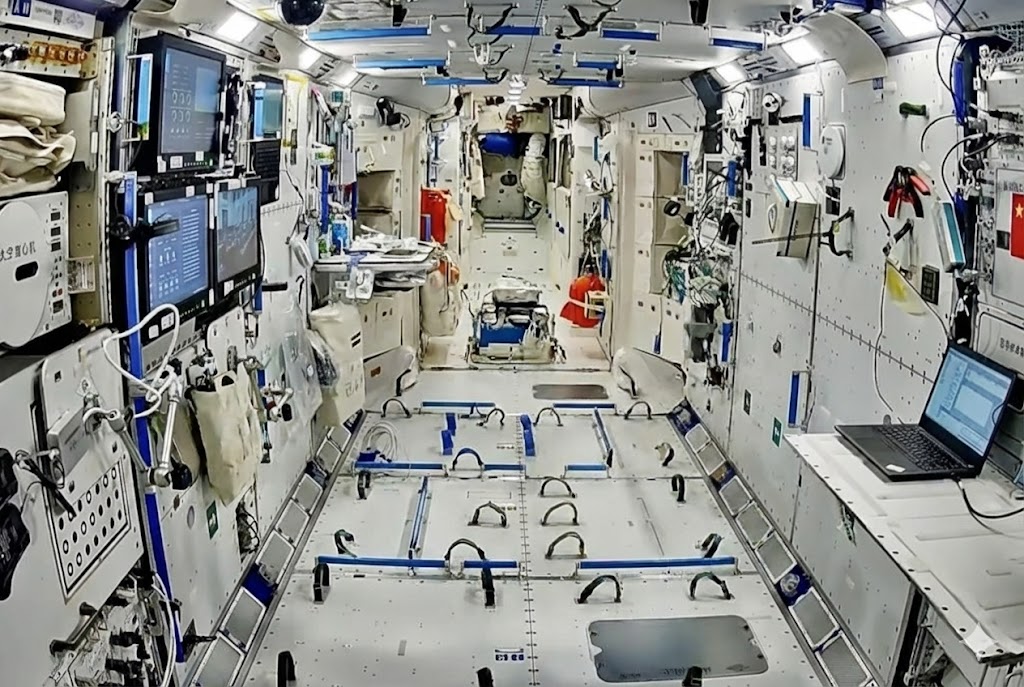 Space Station Indonesia